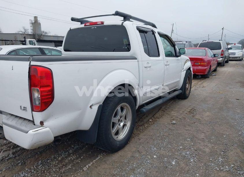 Photo 4 of 2008 Nissan Frontier LE (VIN 1N6AD07U08C450515)