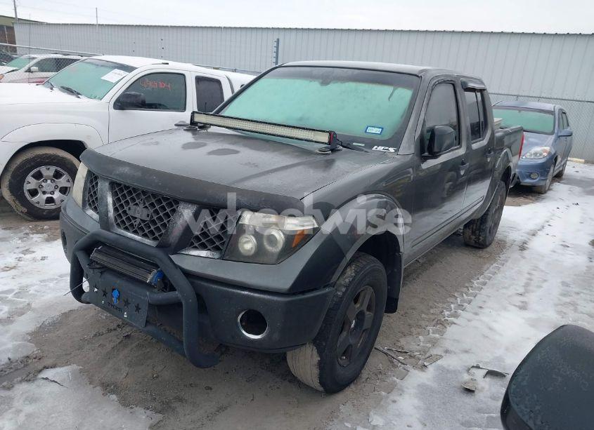 Photo 2 of 2005 Nissan Frontier SE (VIN 1N6AD07U15C400928)