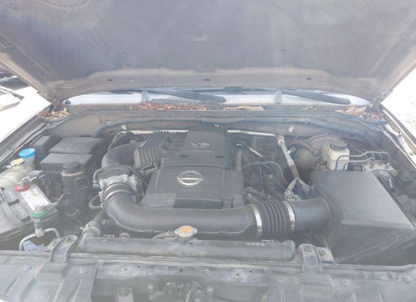 Photo 10 of 2005 Nissan Frontier LE (VIN 1N6AD07U15C417289)