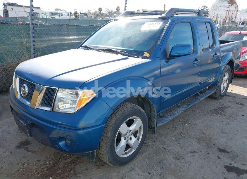 Photo 2 of 2005 Nissan Frontier LE (VIN 1N6AD07U15C446579)