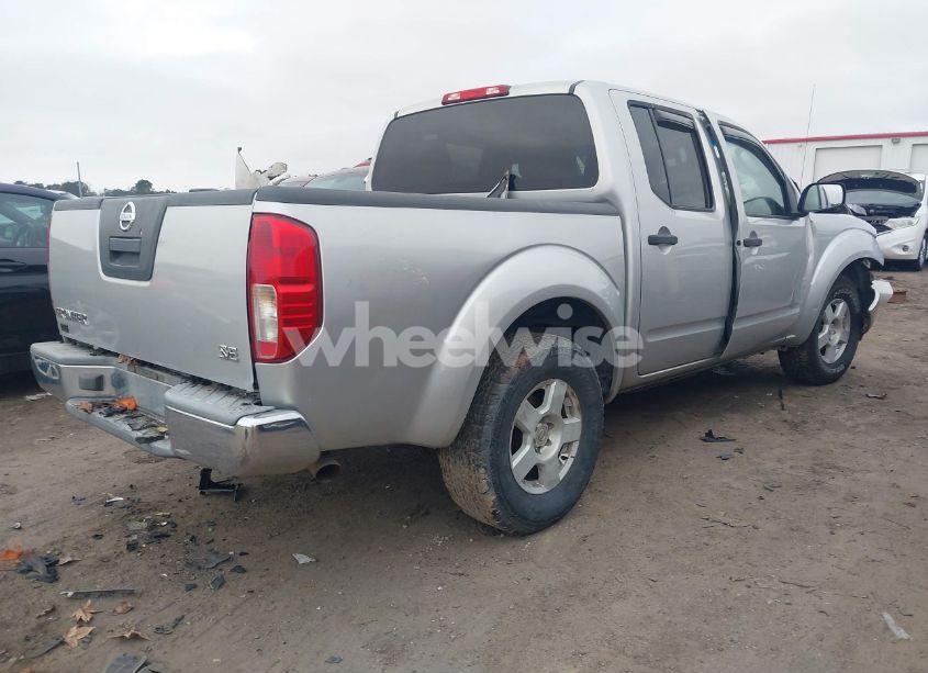 Photo 4 of 2005 Nissan Frontier SE (VIN 1N6AD07U25C445778)