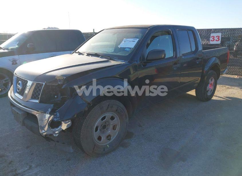 Photo 2 of 2005 Nissan Frontier SE (VIN 1N6AD07U25C462323)