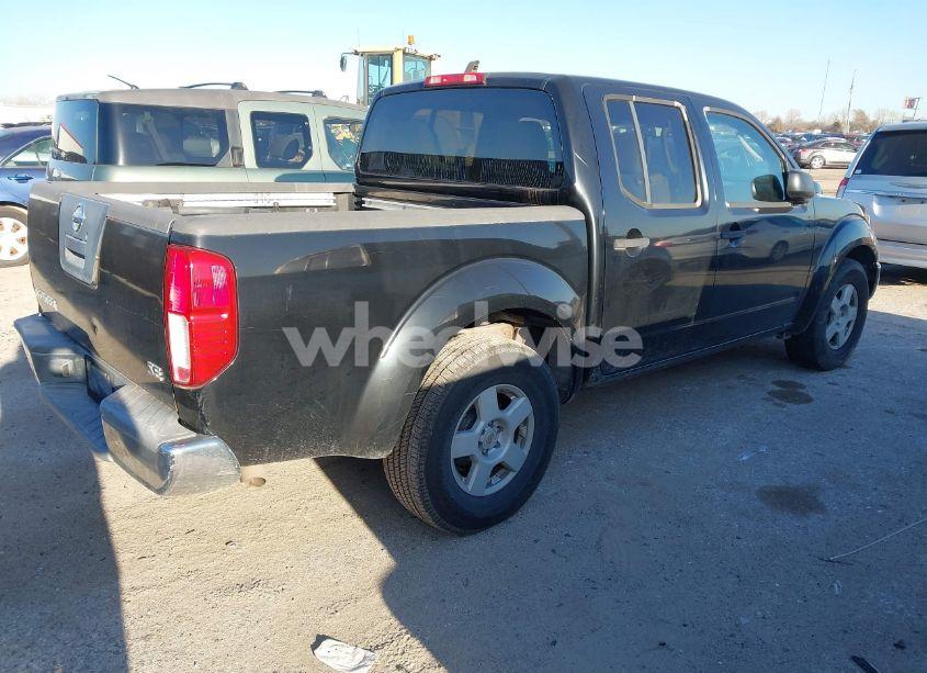 Photo 4 of 2005 Nissan Frontier SE (VIN 1N6AD07U25C462323)