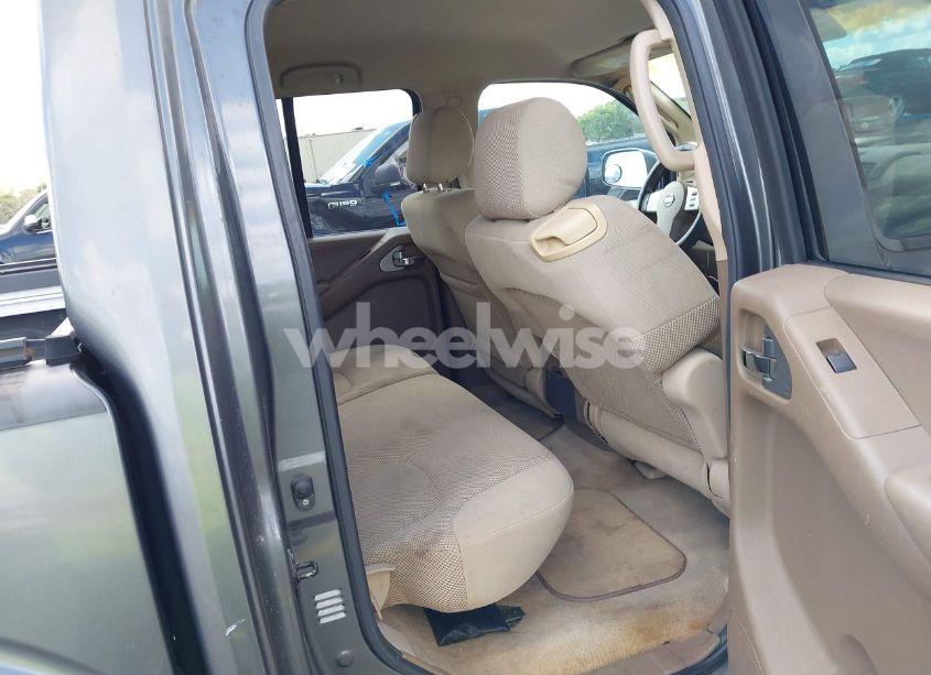 Photo 8 of 2005 Nissan Frontier LE (VIN 1N6AD07U35C430853)