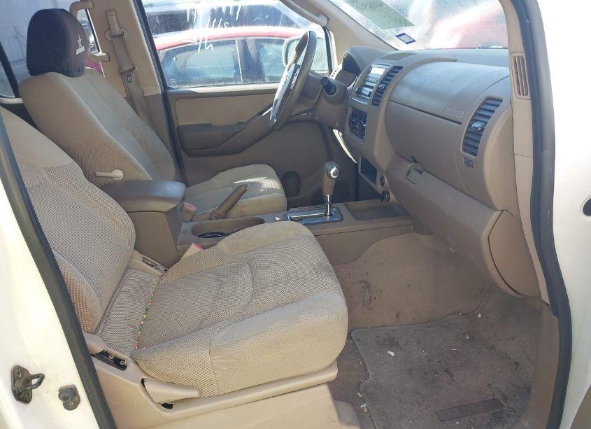 Photo 5 of 2007 Nissan Frontier LE (VIN 1N6AD07U37C411111)