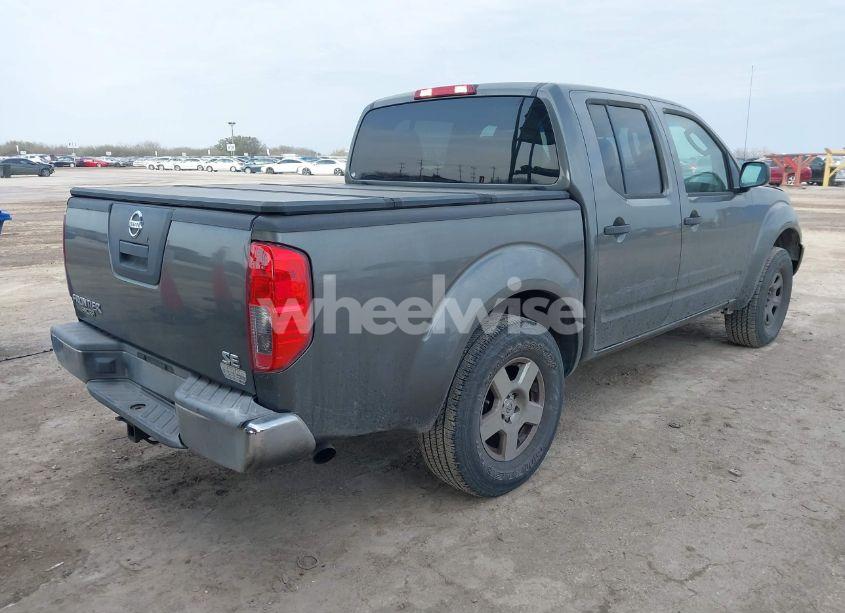 Photo 4 of 2005 Nissan Frontier SE (VIN 1N6AD07U45C444082)