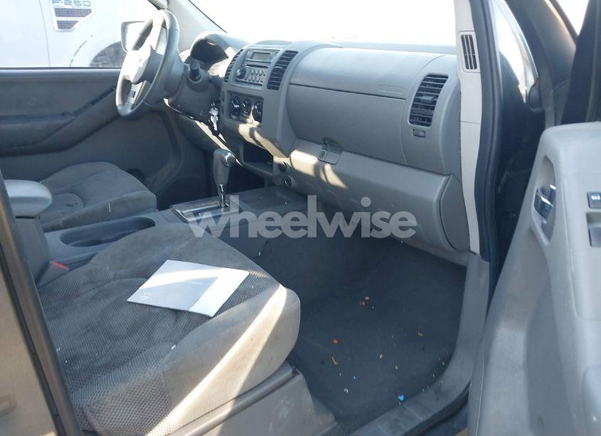 Photo 5 of 2006 Nissan Frontier SE (VIN 1N6AD07U46C456010)