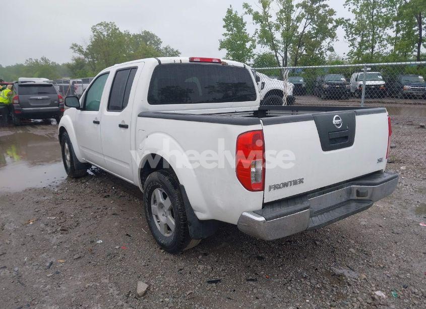Photo 3 of 2005 Nissan Frontier SE (VIN 1N6AD07U55C461411)