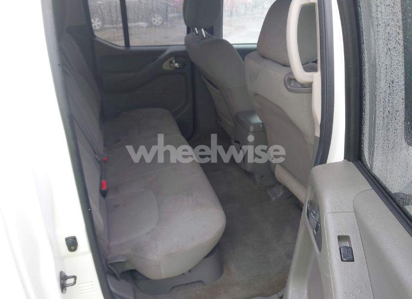 Photo 8 of 2005 Nissan Frontier SE (VIN 1N6AD07U55C461411)