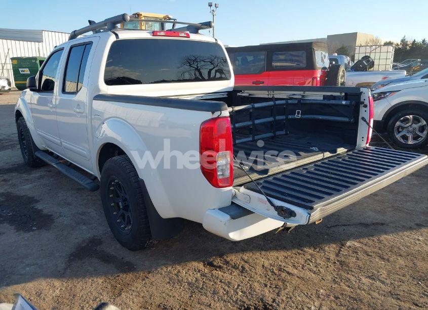 Photo 3 of 2008 Nissan Frontier LE (VIN 1N6AD07U58C440014)