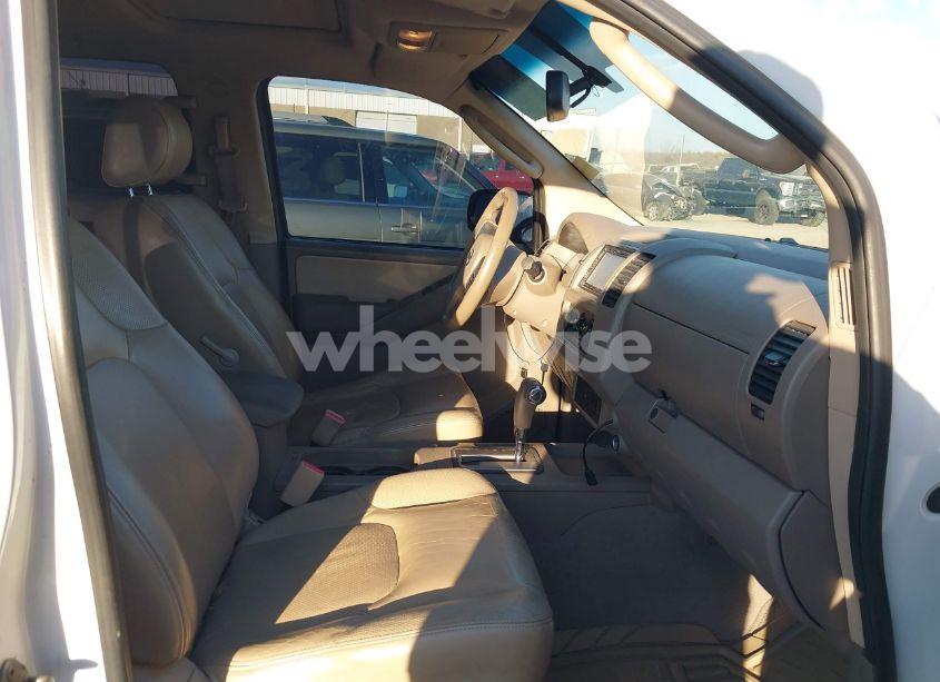 Photo 5 of 2008 Nissan Frontier LE (VIN 1N6AD07U58C440014)