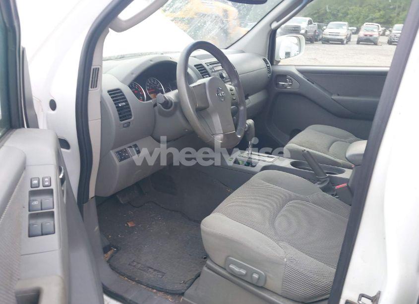 Photo 5 of 2008 Nissan Frontier LE (VIN 1N6AD07U68C440782)