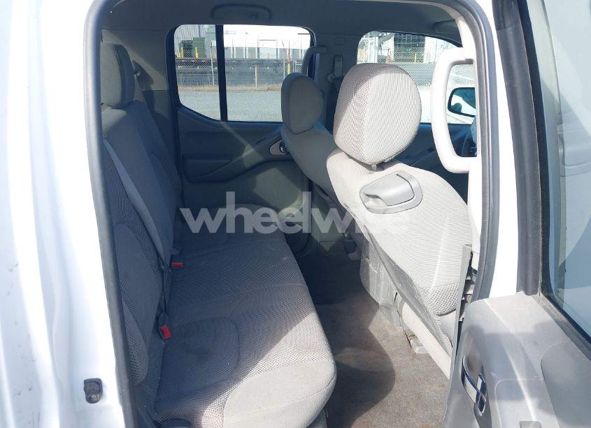 Photo 8 of 2009 Nissan Frontier SE (VIN 1N6AD07U69C409047)