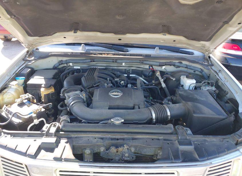 Photo 10 of 2005 Nissan Frontier LE (VIN 1N6AD07U75C419516)