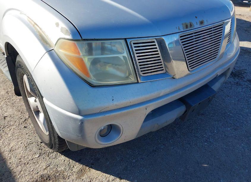 Photo 12 of 2005 Nissan Frontier LE (VIN 1N6AD07U75C419516)