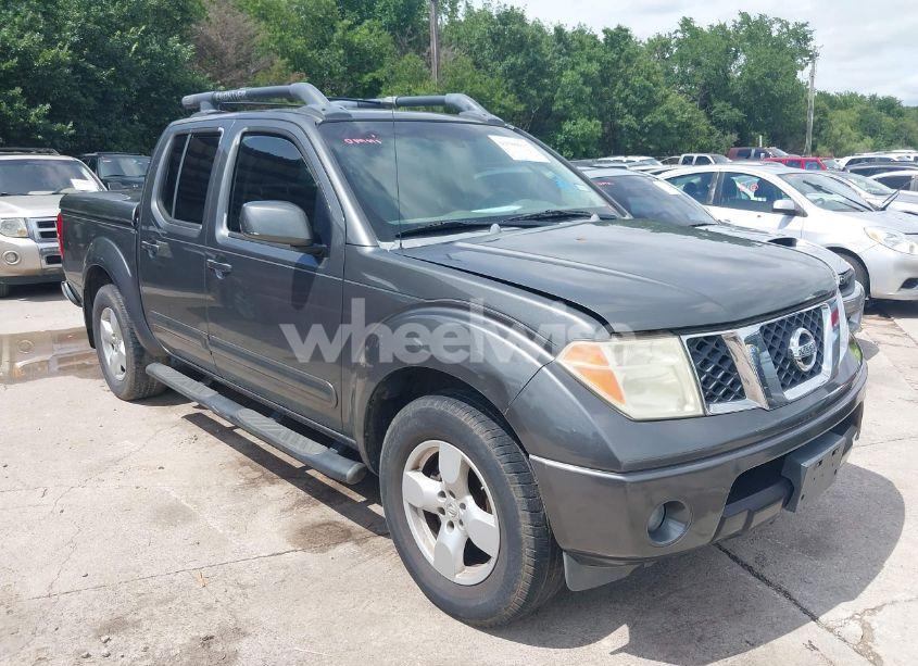 2005 Nissan Frontier LE (VIN 1N6AD07U85C413479) main photo