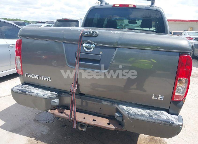 Photo 6 of 2005 Nissan Frontier LE (VIN 1N6AD07U85C413479)