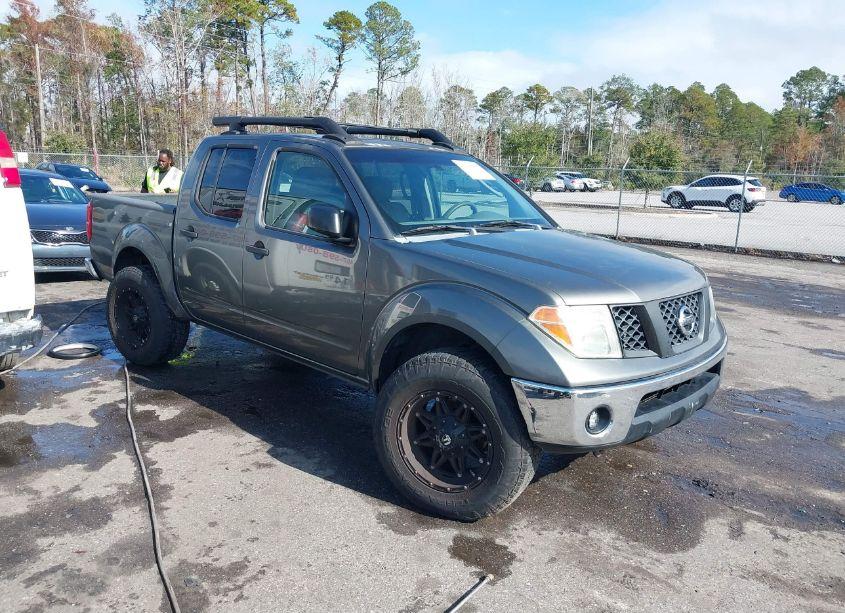 2005 Nissan Frontier SE (VIN 1N6AD07U85C418164) main photo