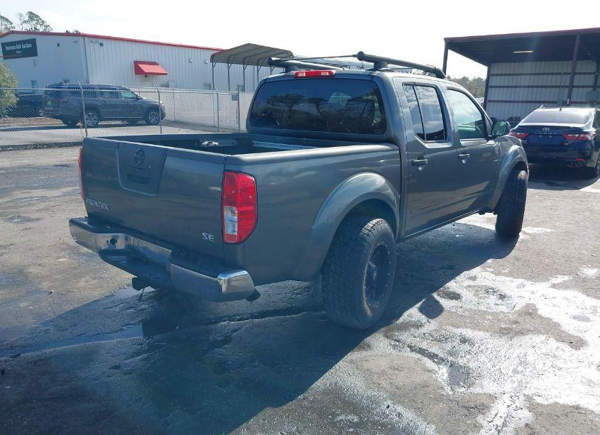 Photo 4 of 2005 Nissan Frontier SE (VIN 1N6AD07U85C418164)