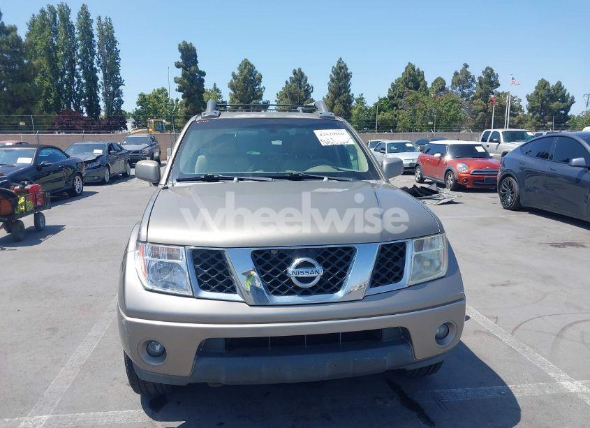 Photo 6 of 2005 Nissan Frontier LE (VIN 1N6AD07U85C447468)