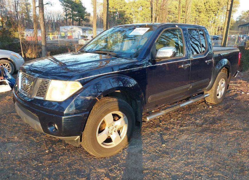 Photo 2 of 2006 Nissan Frontier LE (VIN 1N6AD07U86C440991)
