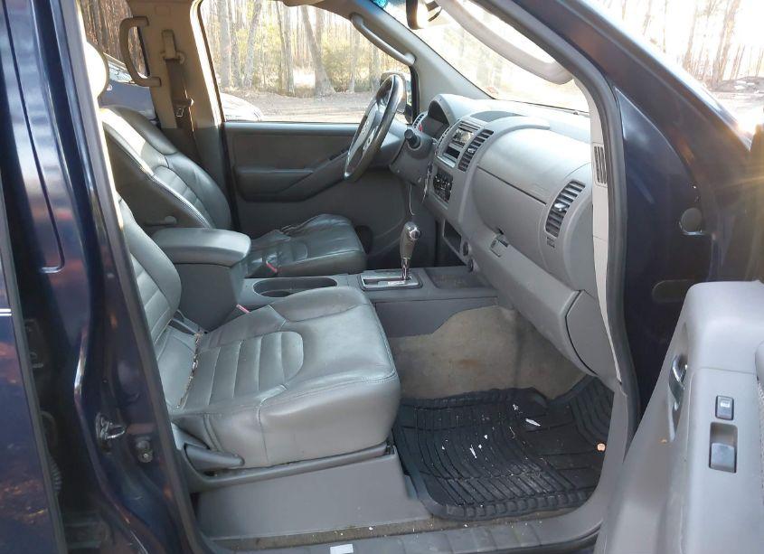 Photo 5 of 2006 Nissan Frontier LE (VIN 1N6AD07U86C440991)