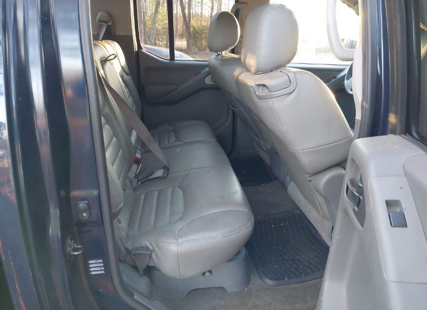 Photo 8 of 2006 Nissan Frontier LE (VIN 1N6AD07U86C440991)