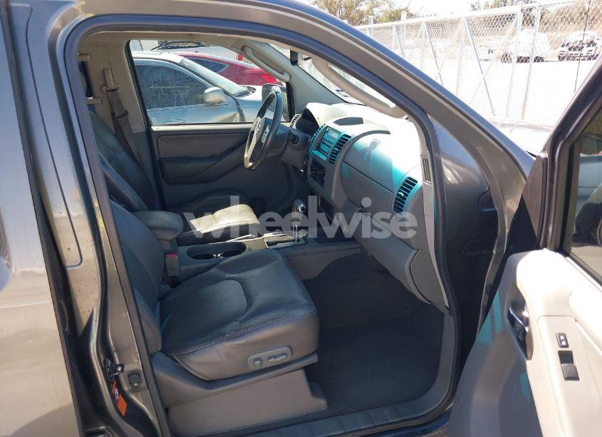 Photo 5 of 2008 Nissan Frontier LE (VIN 1N6AD07U88C417715)