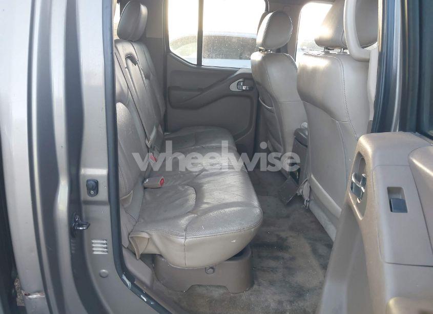 Photo 8 of 2005 Nissan Frontier LE (VIN 1N6AD07UX5C436648)