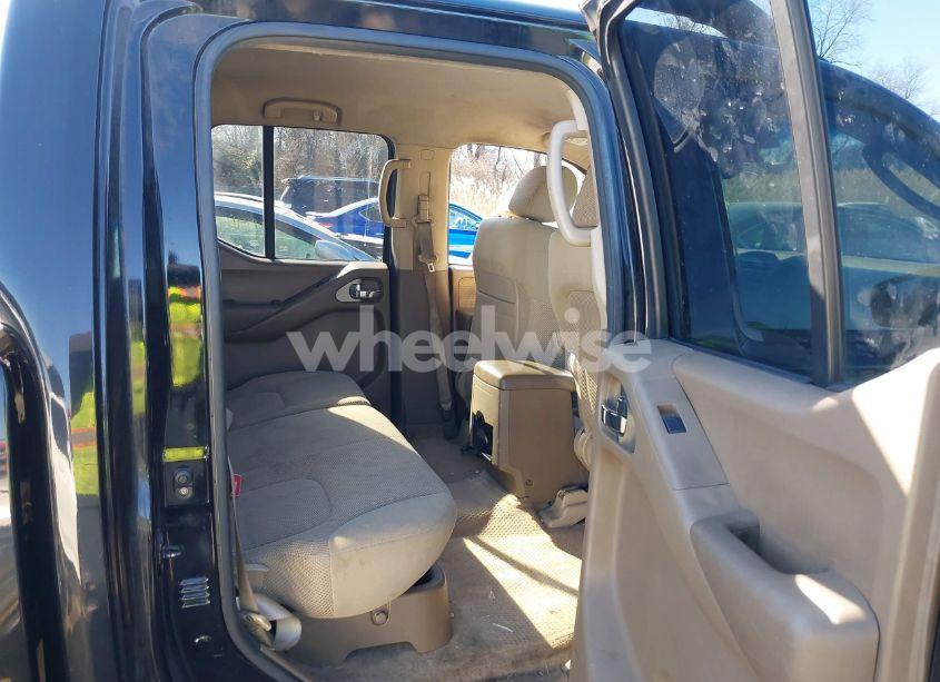 Photo 8 of 2005 Nissan Frontier LE (VIN 1N6AD07UX5C451747)