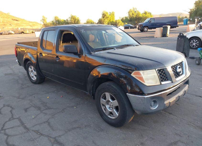 2006 Nissan Frontier SE (VIN 1N6AD07UX6C432956) main photo