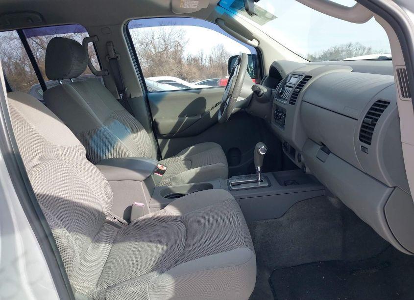 Photo 5 of 2005 Nissan Frontier SE (VIN 1N6AD07W15C432974)