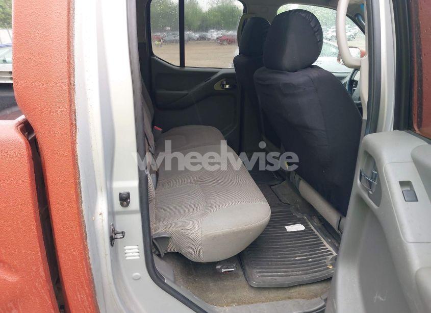 Photo 8 of 2005 Nissan Frontier SE (VIN 1N6AD07W25C462629)