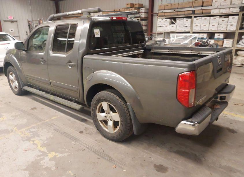 Photo 3 of 2006 Nissan Frontier LE (VIN 1N6AD07W26C472353)