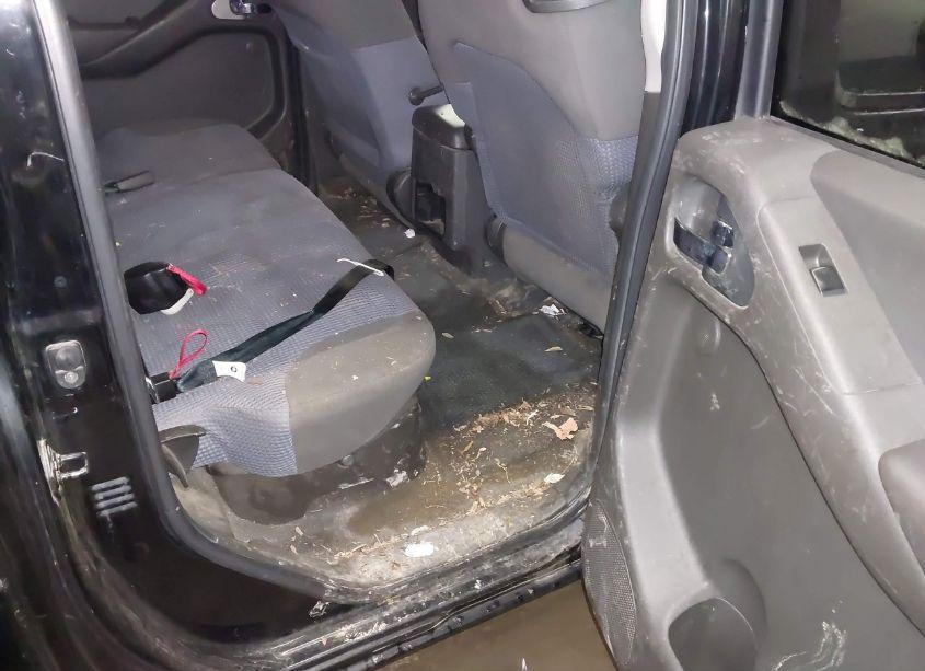 Photo 8 of 2005 Nissan Frontier NISMO OFF ROAD (VIN 1N6AD07W35C406635)