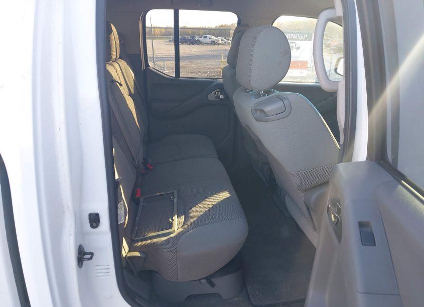 Photo 8 of 2005 Nissan Frontier SE (VIN 1N6AD07W35C419448)