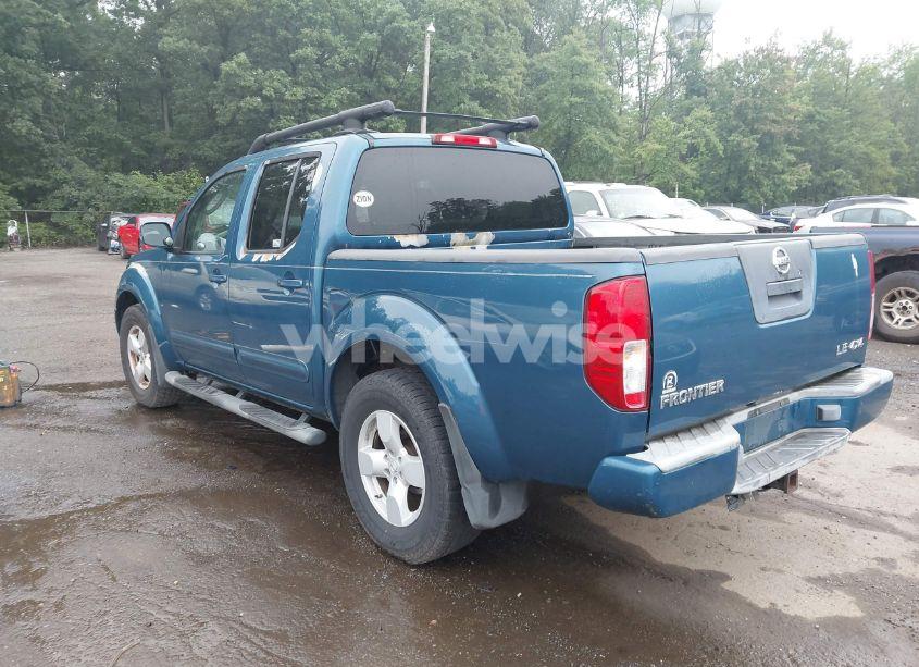 Photo 3 of 2005 Nissan Frontier LE (VIN 1N6AD07W55C438180)