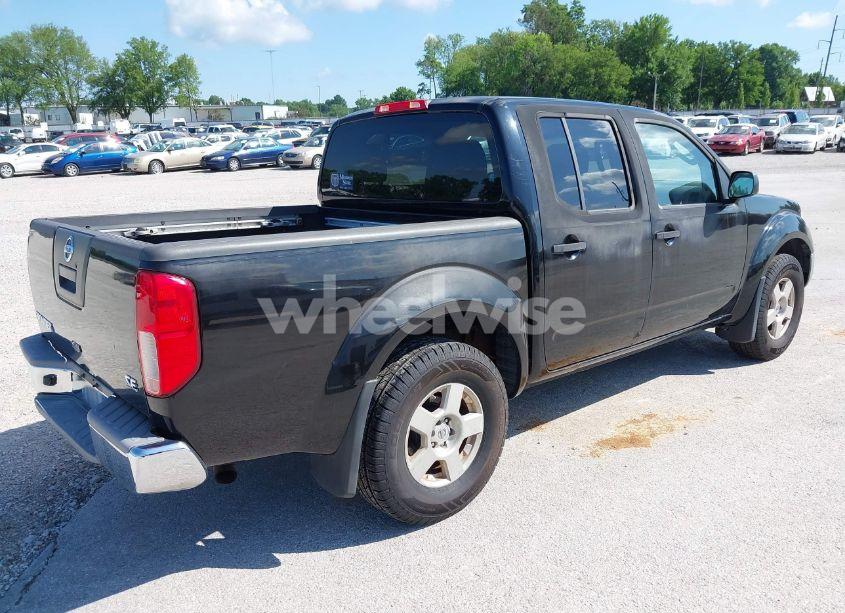 Photo 4 of 2005 Nissan Frontier SE (VIN 1N6AD07W75C404595)