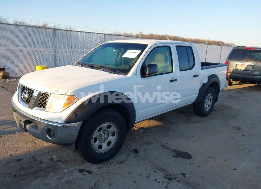 Photo 2 of 2007 Nissan Frontier SE (VIN 1N6AD07WX7C401306)