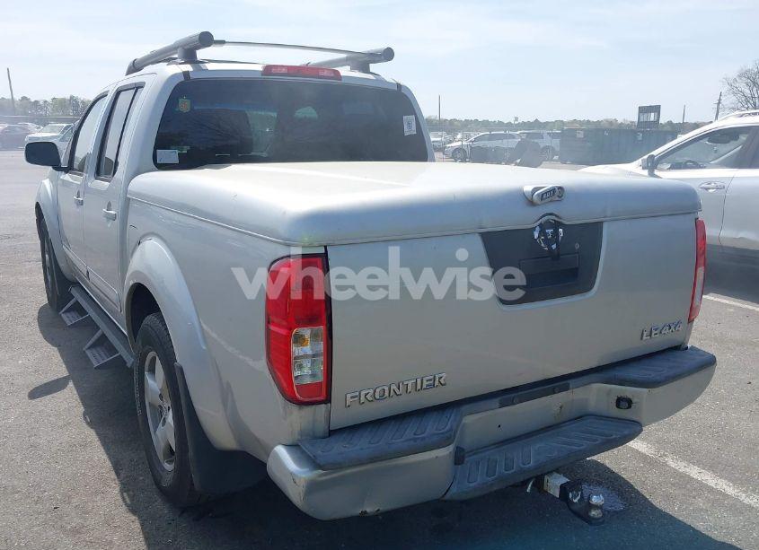 Photo 3 of 2008 Nissan Frontier LE (VIN 1N6AD07WX8C433688)