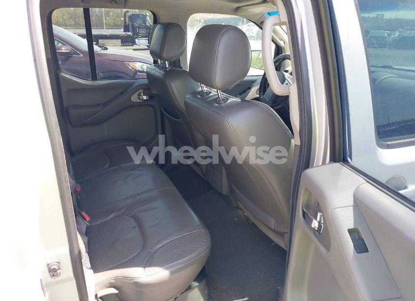 Photo 8 of 2008 Nissan Frontier LE (VIN 1N6AD07WX8C433688)