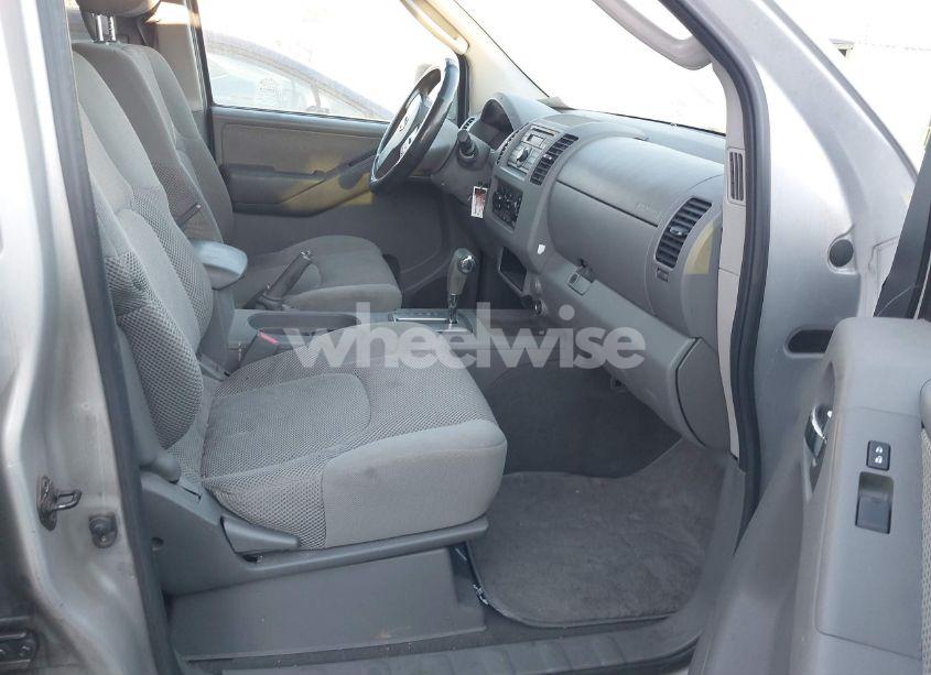 Photo 5 of 2008 Nissan Frontier LE (VIN 1N6AD09U58C407382)