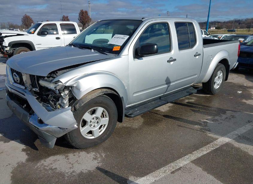 Photo 2 of 2007 Nissan Frontier SE (VIN 1N6AD09W77C412146)