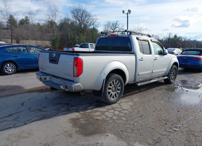 Photo 4 of 2009 Nissan Frontier LE (VIN 1N6AD09W89C400476)