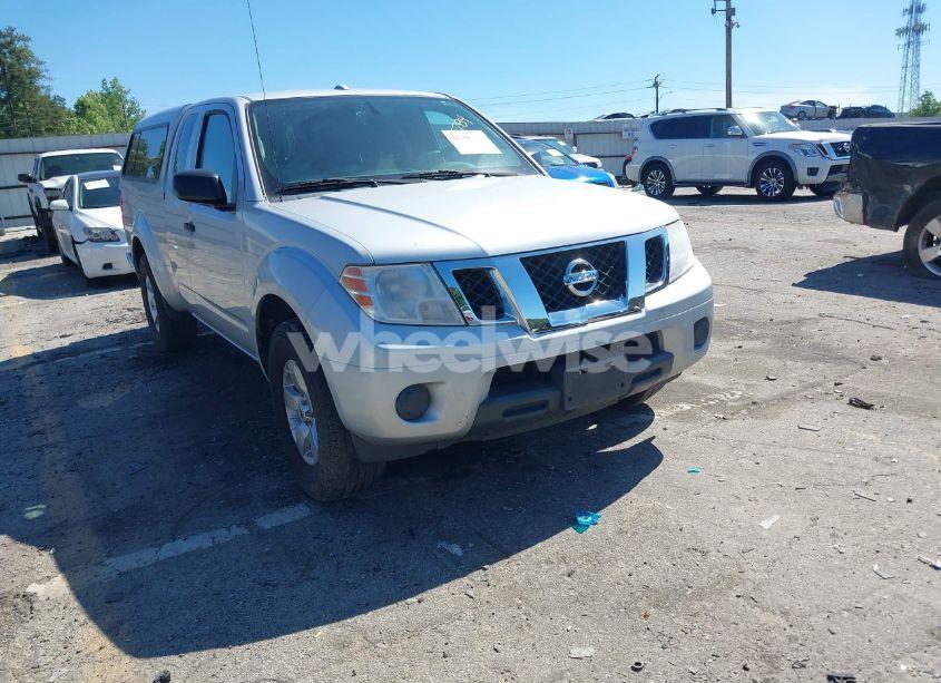 2013 Nissan Frontier SV (VIN 1N6AD0CU1DN755784) main photo