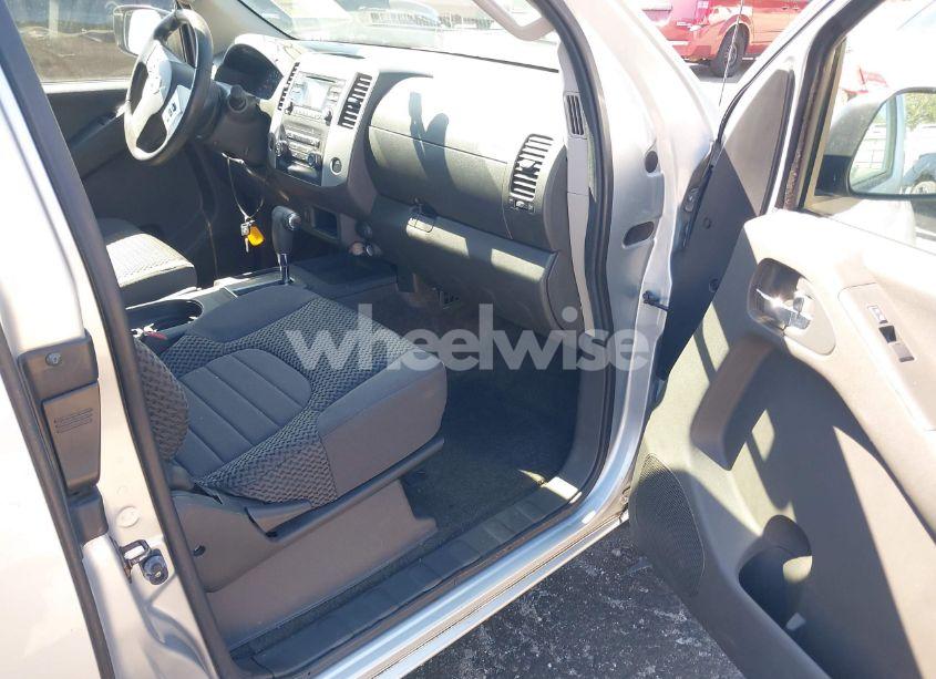 Photo 5 of 2013 Nissan Frontier SV (VIN 1N6AD0CU1DN755784)