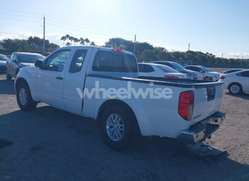 Photo 3 of 2019 Nissan Frontier SV (VIN 1N6AD0CU3KN875275)
