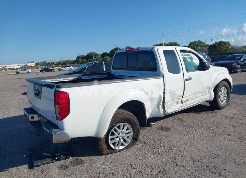 Photo 4 of 2019 Nissan Frontier SV (VIN 1N6AD0CU3KN875275)