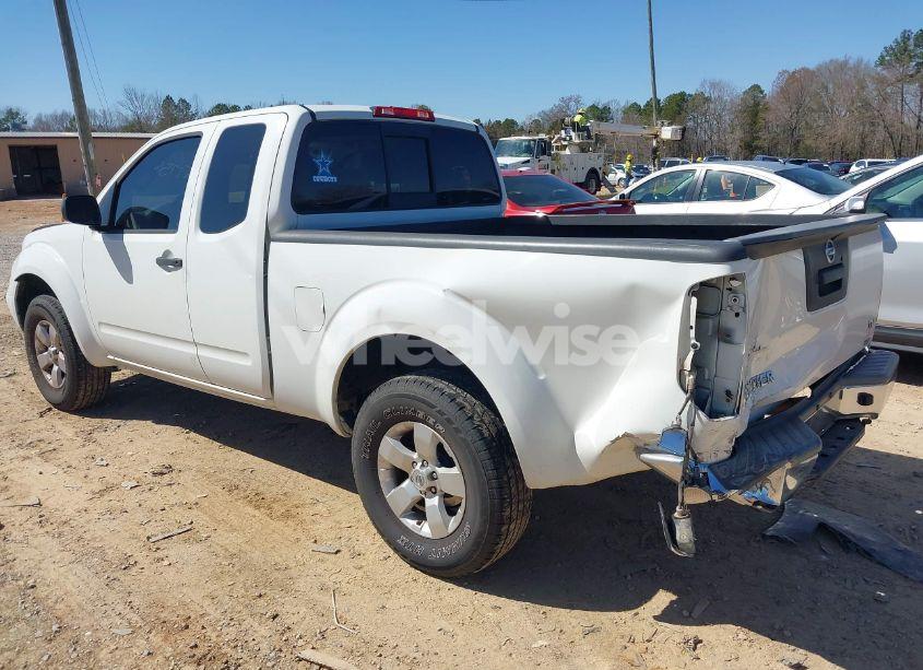 Photo 2 of 2013 Nissan Frontier SV (VIN 1N6AD0CU6DN732906)