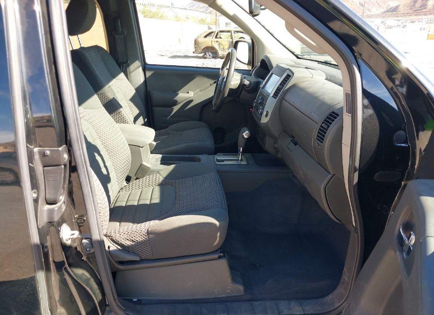 Photo 5 of 2019 Nissan Frontier SV (VIN 1N6AD0CU9KN873160)